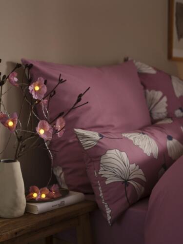 Napinacie_prestieradlo_odp.cena_od_19.99--Obliecky_z_mikrovlakna_odp.cena_17.99--Obliecky_na_vankus_odp.cena_8.99--LED_svetelna_retaz_odp.cena_12.99