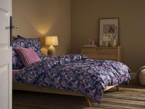 Obliecky_renforce_odp.cena_27.99--Dekoracny_vankus_odp.cena_24.99--LED_sviecky_2ks_odp.cena_12.99