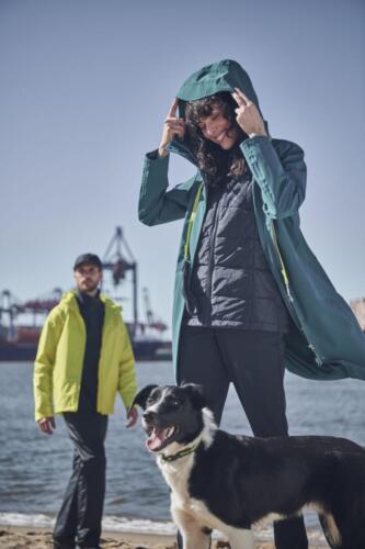 Outdoorovy_kabat_3v1_odp.cena_79.95--Voditko_pre_psov_odp.cena_10.99--Bunda_do_dazda_odp.cena_29.99--Nohavice_do_dazda_odp.cena_19.99